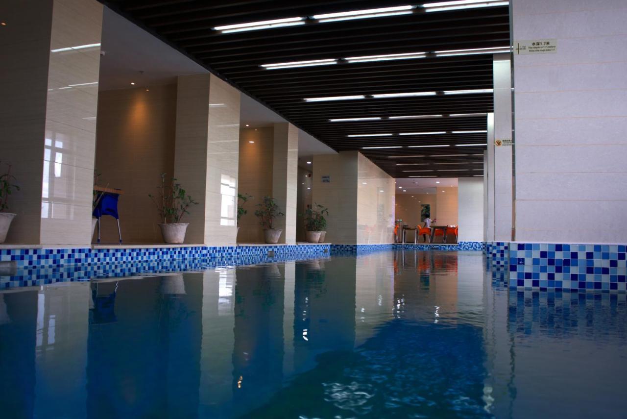 Lark Hotel Dar es Salaam Exterior foto