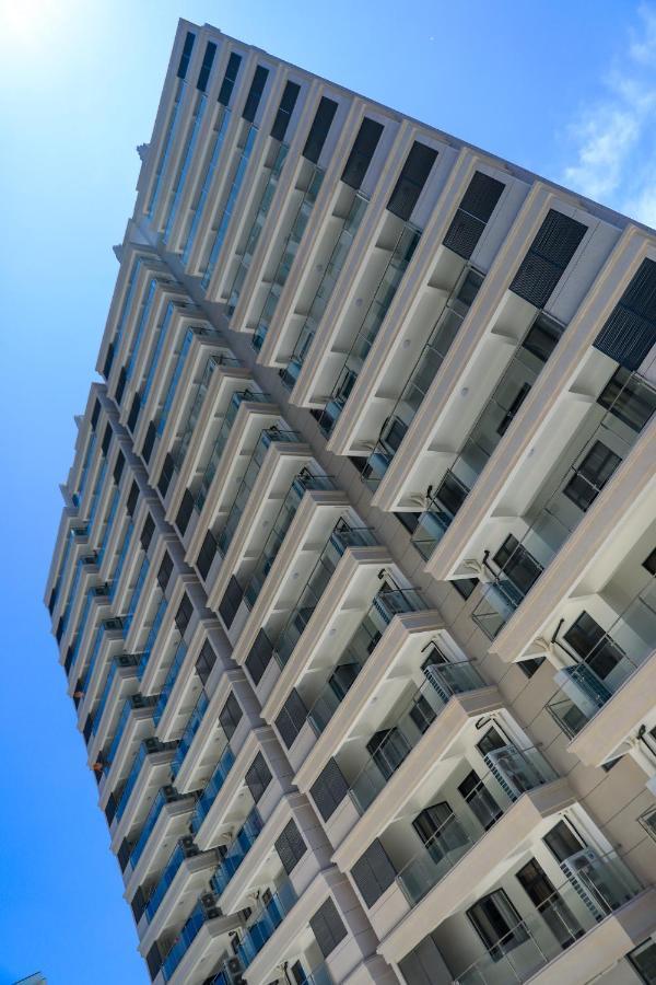 Lark Hotel Dar es Salaam Exterior foto